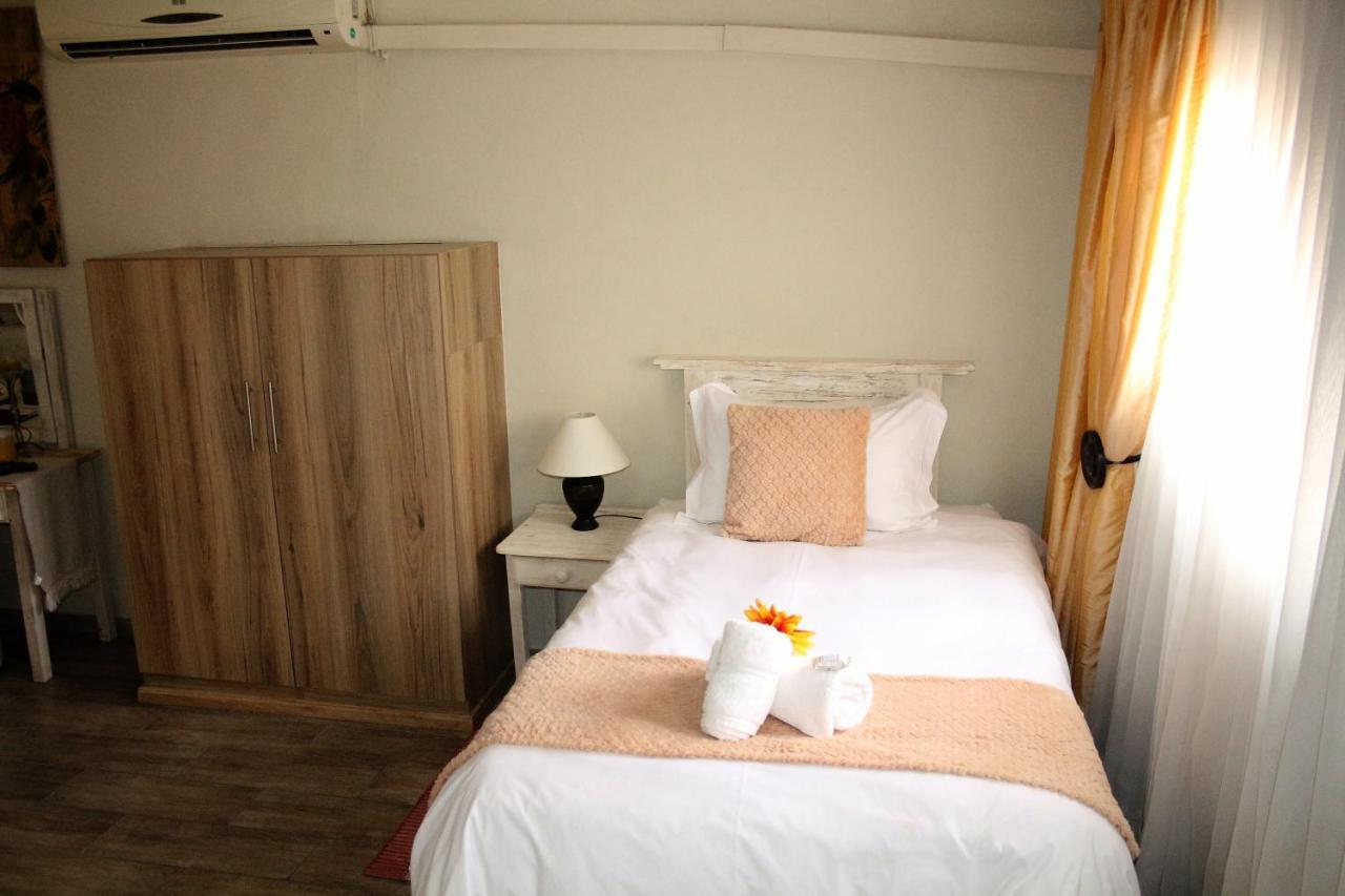 Belle Vue Guesthouse Hartbeespoort Exterior foto